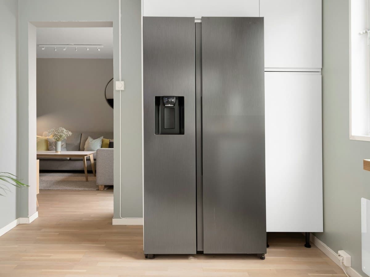 Refrigerators & Freezers